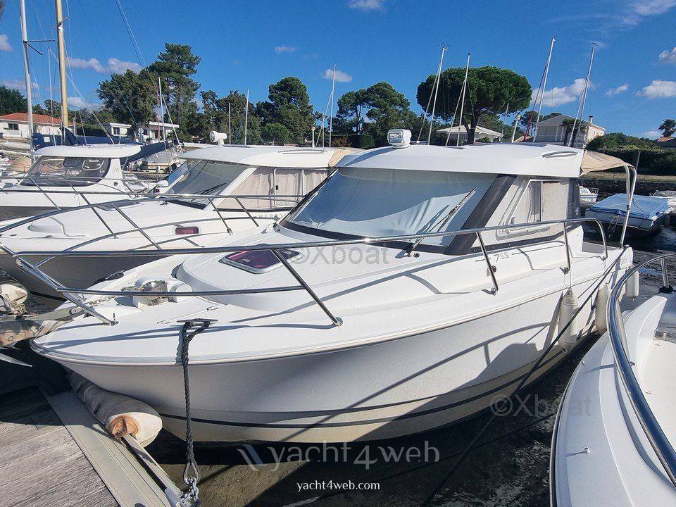Jeanneau Merry fisher 755 usado