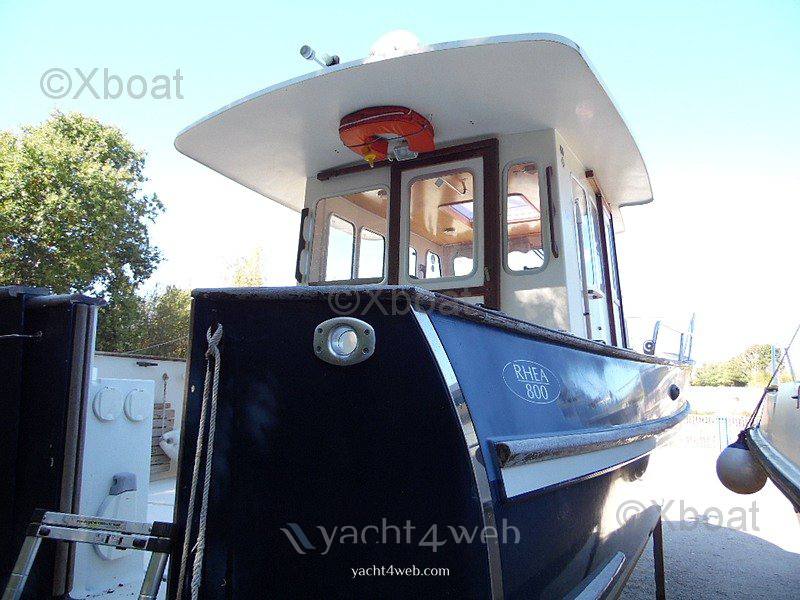 Rhea-marine Rhea 800 timonier barco a motor