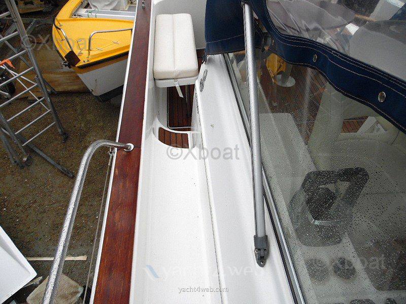 Beneteau Ombrine 960 يستخدم