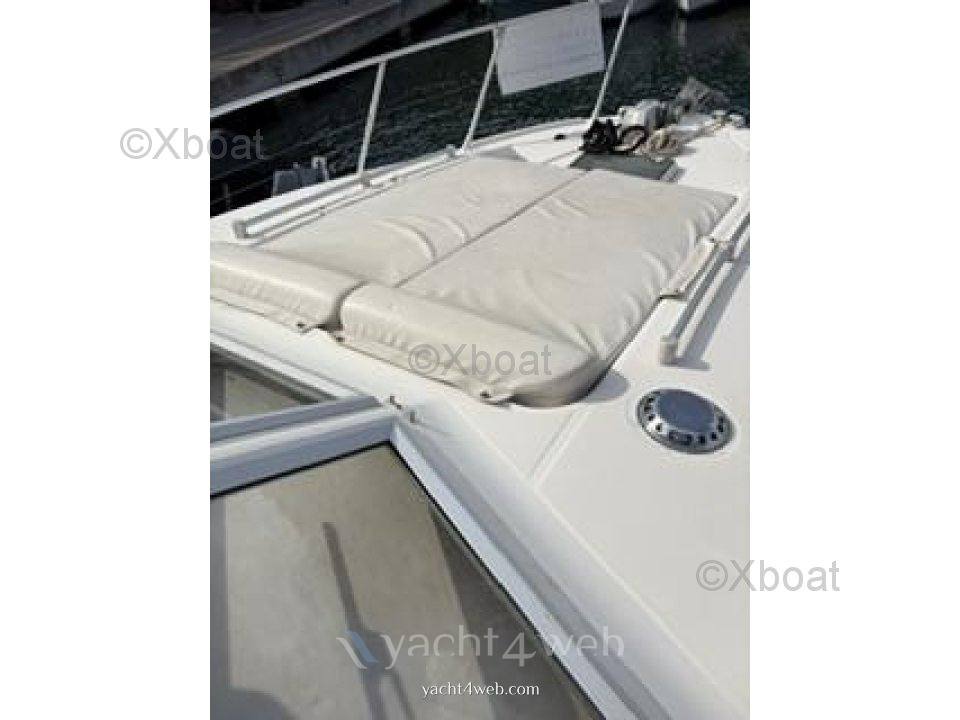 Beneteau Antares 1020 fly Моторная яхта используется