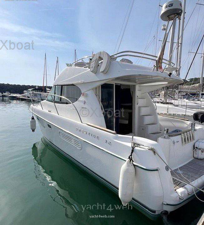 Jeanneau Prestige 32 Motor yacht