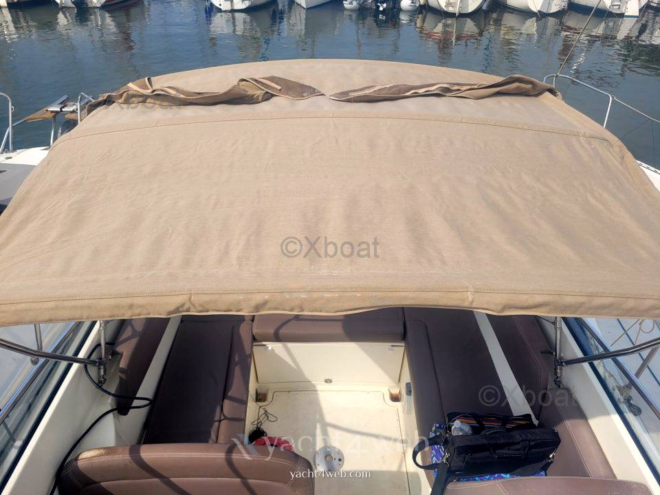 Jeanneau Cap camarat 7.5 dc