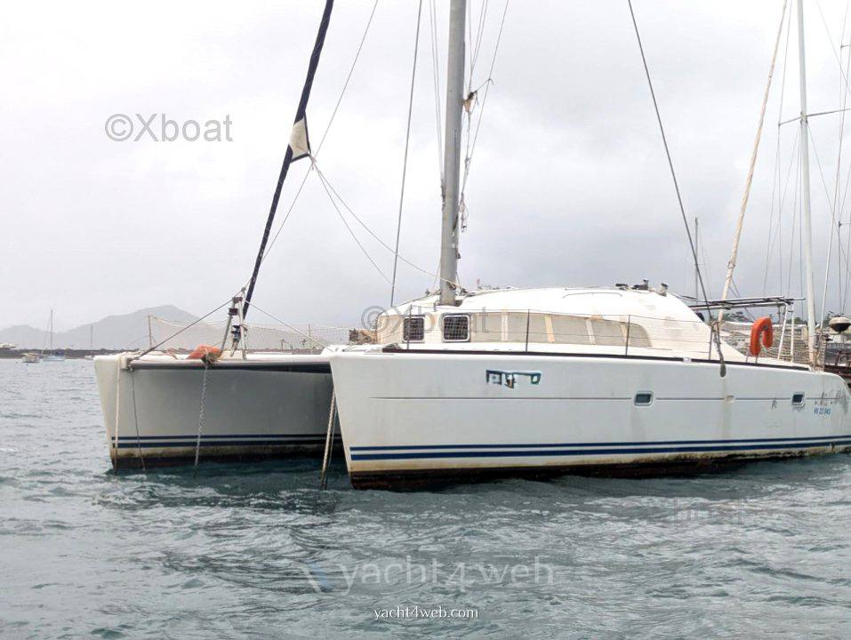 Lagoon 410 s2