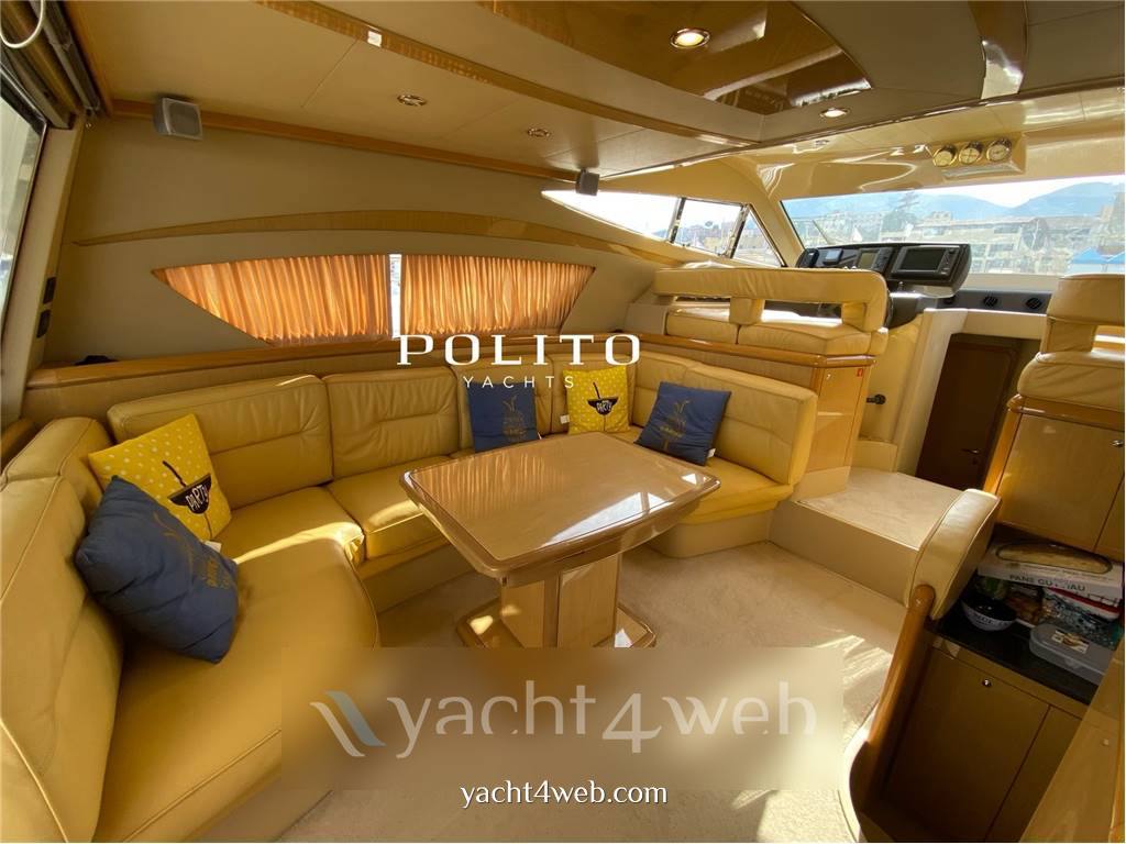 Ferretti 460