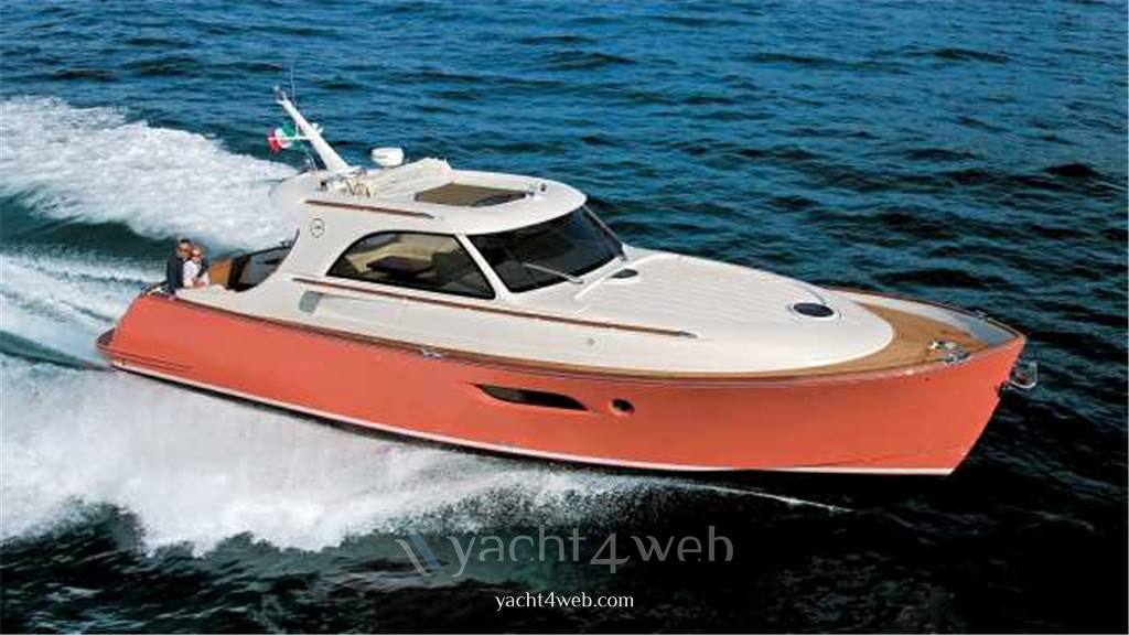 Mochi craft Dolphin 44