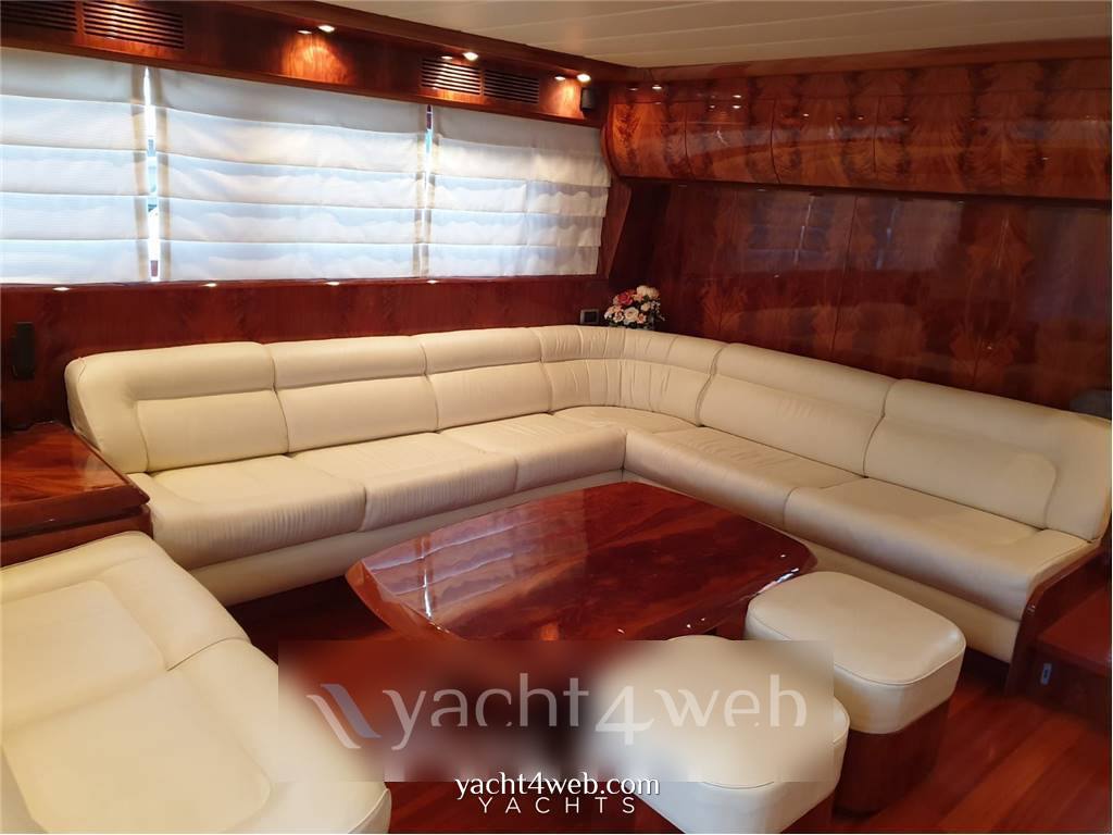 Fipa italiana yachts Maiora 20 s Foto