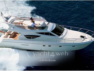 Ferretti Yachts 460