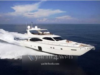 Ferretti Yachts 780