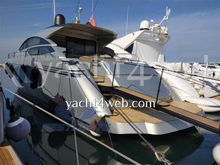 Cantieri Navali dell'Adriatico Pershing 64
