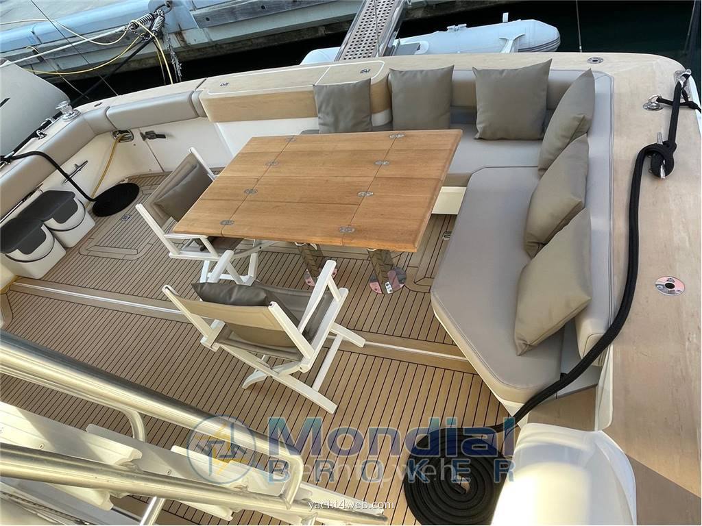 Bertram 510 flybridge