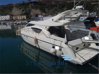 Ferretti yachts 460