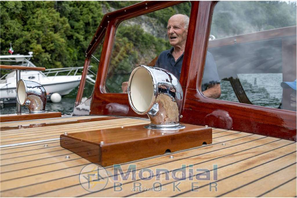 Camper & nicholsons Vaporina 10.50mt barca a motore