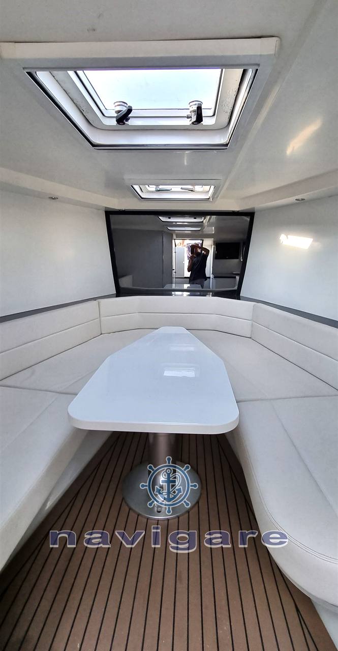 Vandutch 40 bateau à moteur