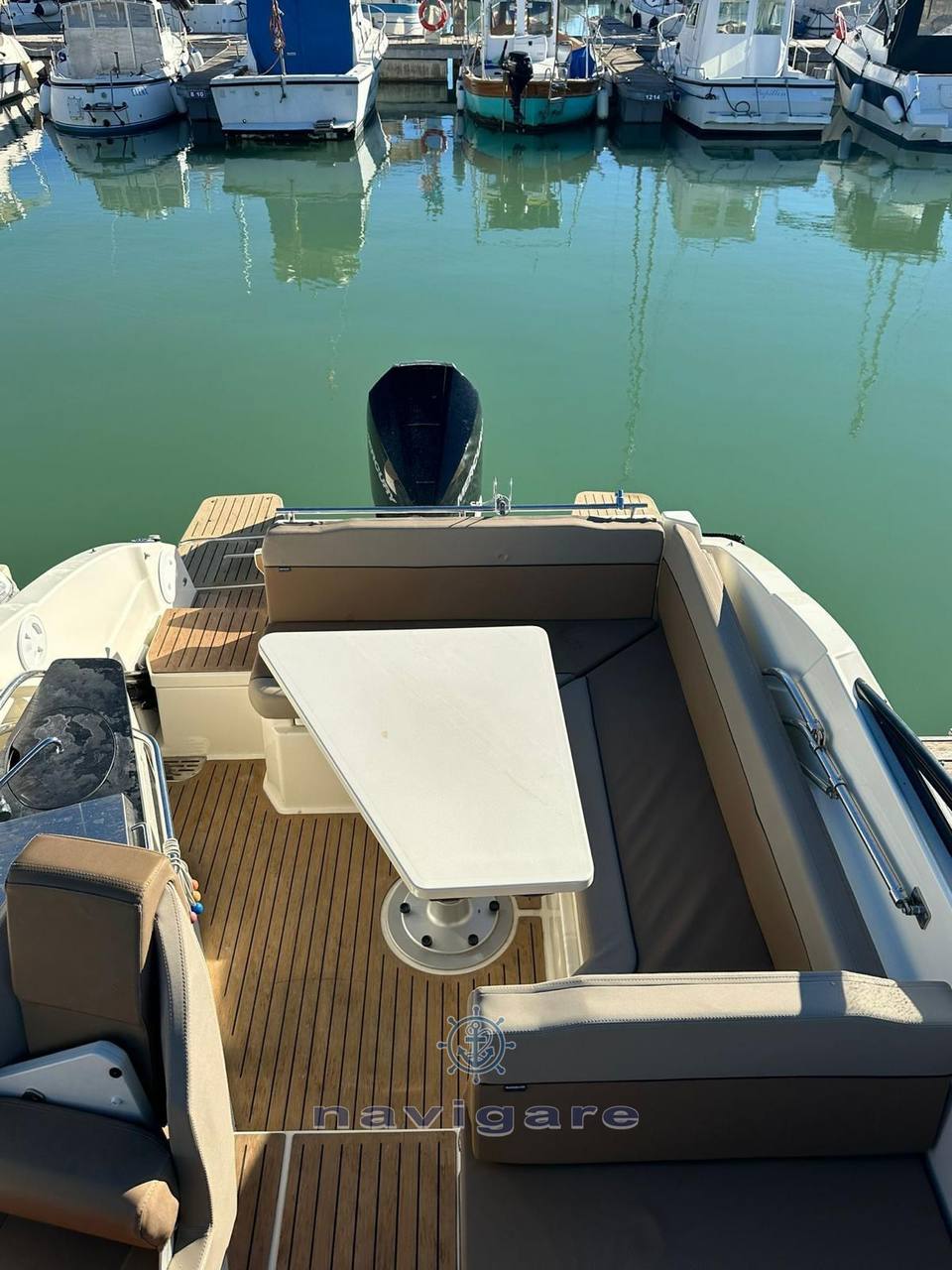 Quicksilver Activ 805 cruiser 0