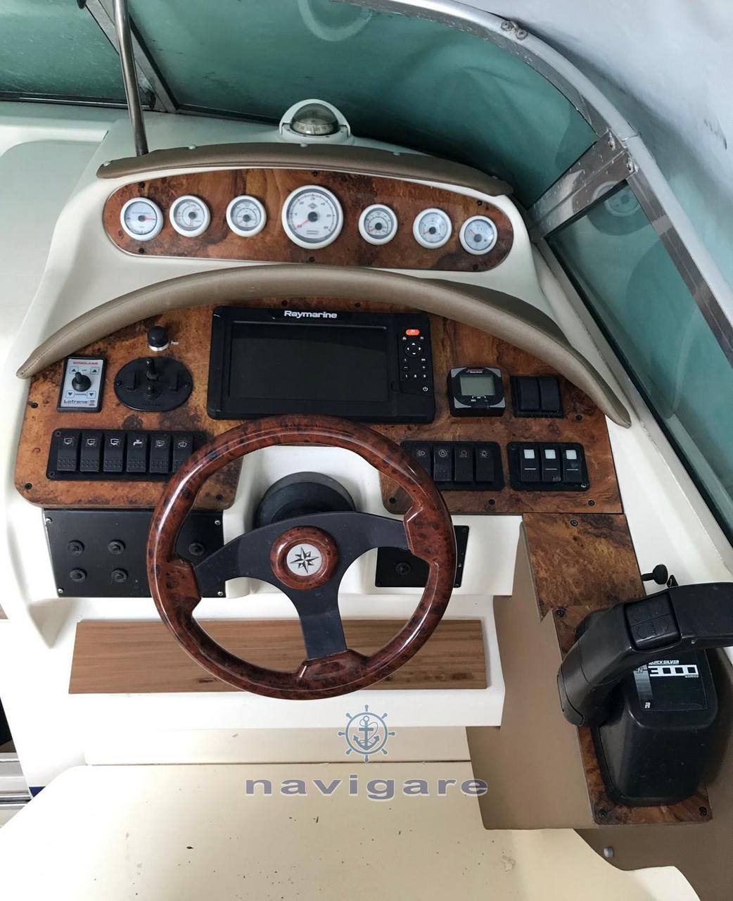 Sea ray 250 sundancer Barca a motore usata in vendita