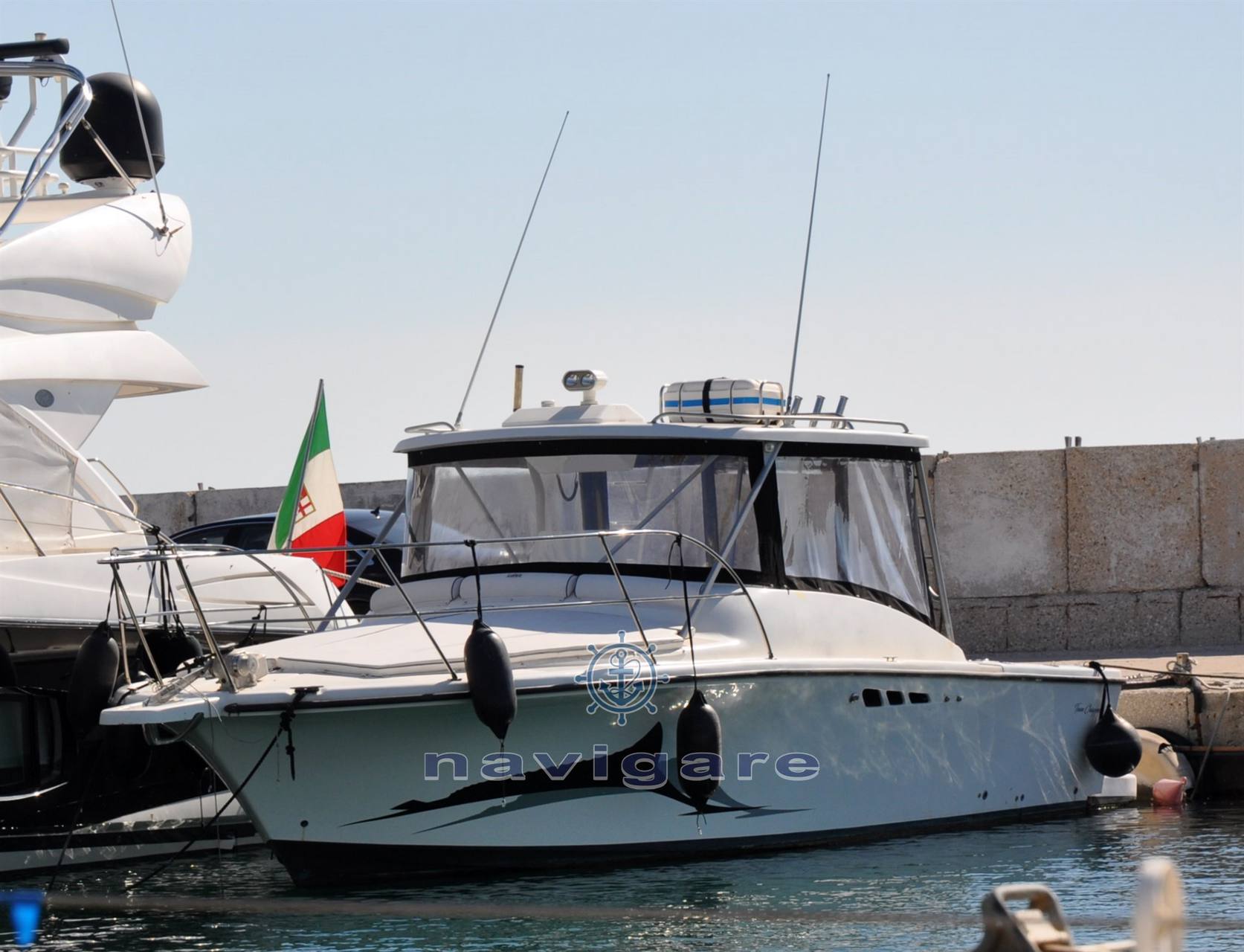Luhrs 28 open