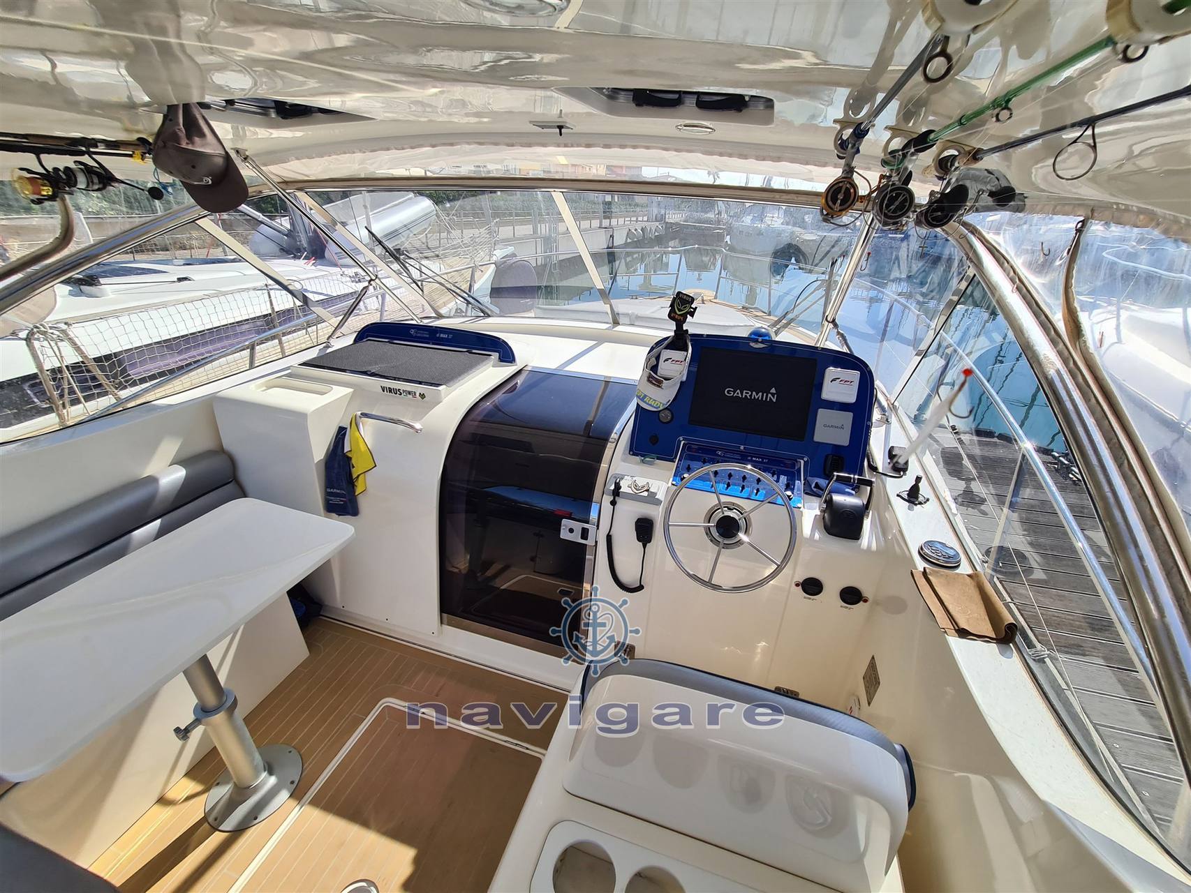 Cantiere gregorini Di max 37 hard top Barco de motor usado para venta