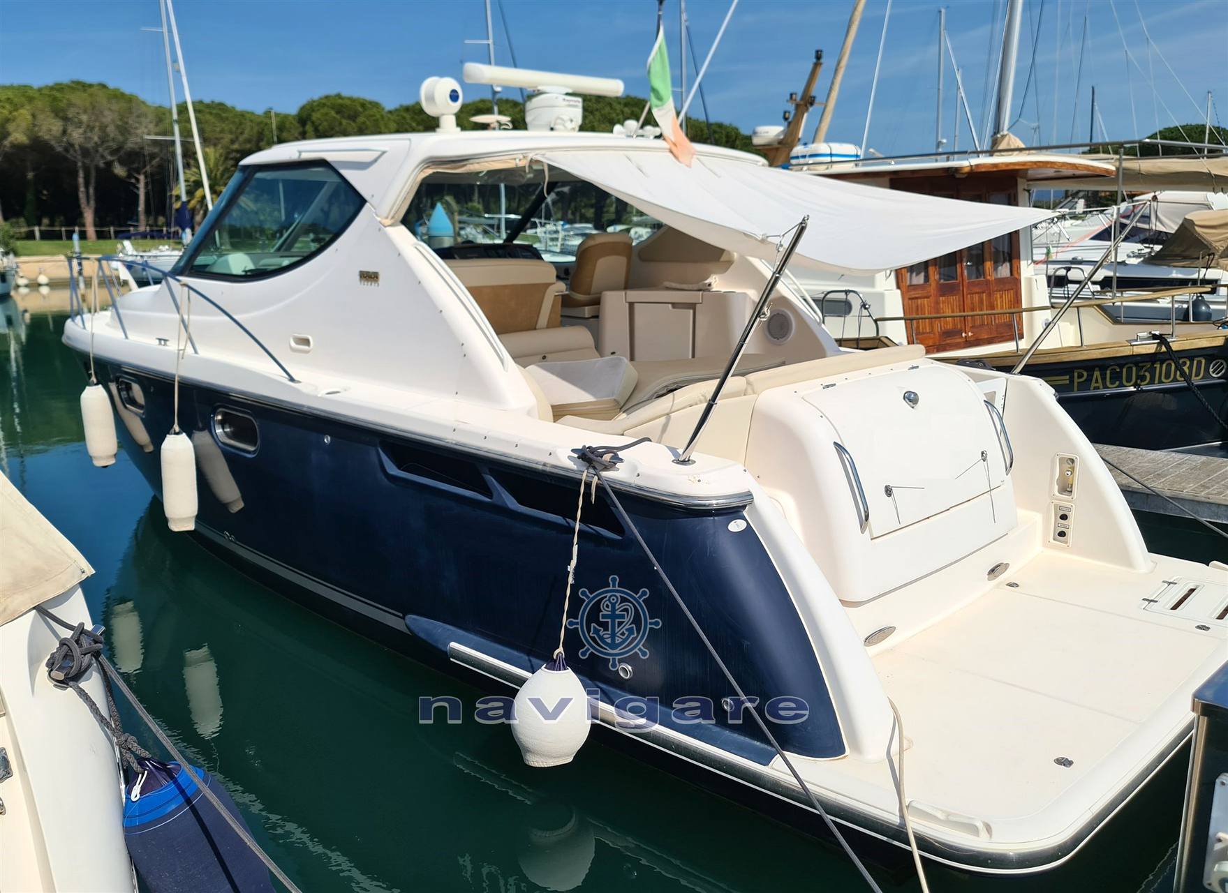 Tiara yachts 3900 sovran 