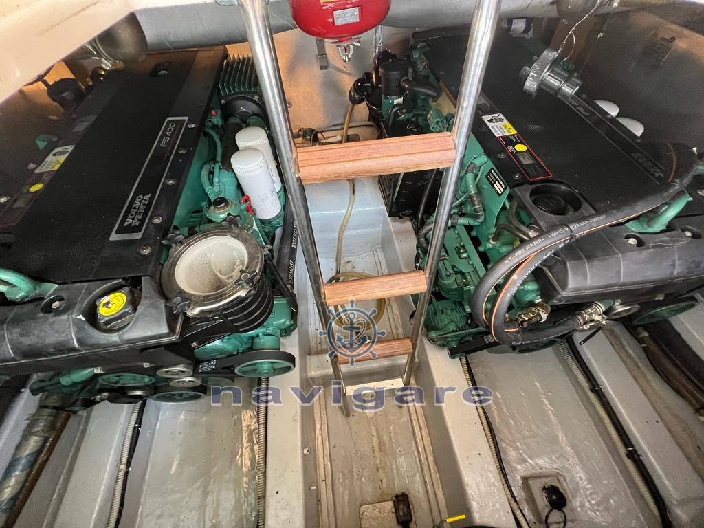 Cayman 38 wa Barco de motor usado para venta