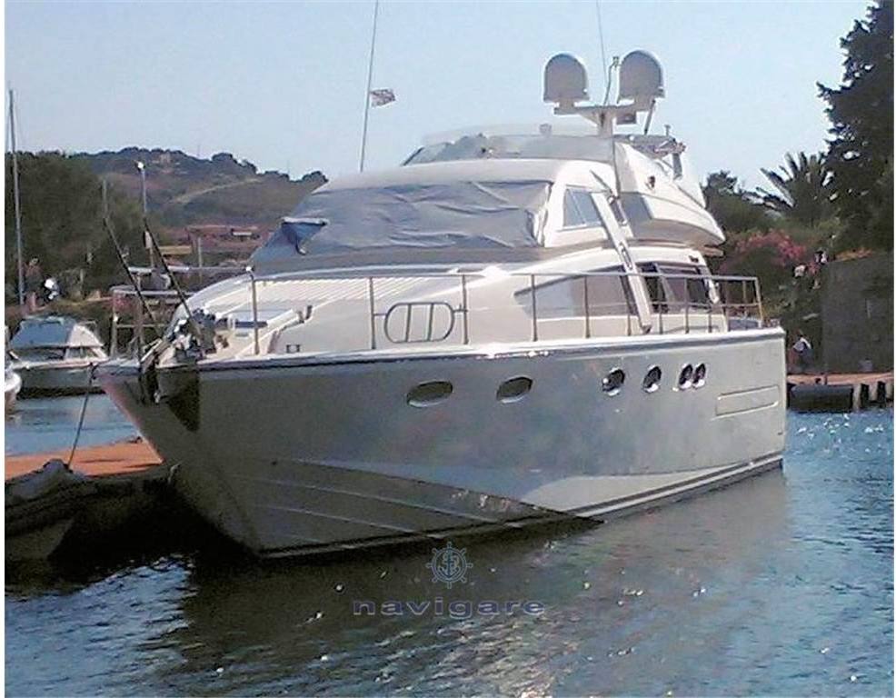 Posillipo Technema 55 bateau à moteur