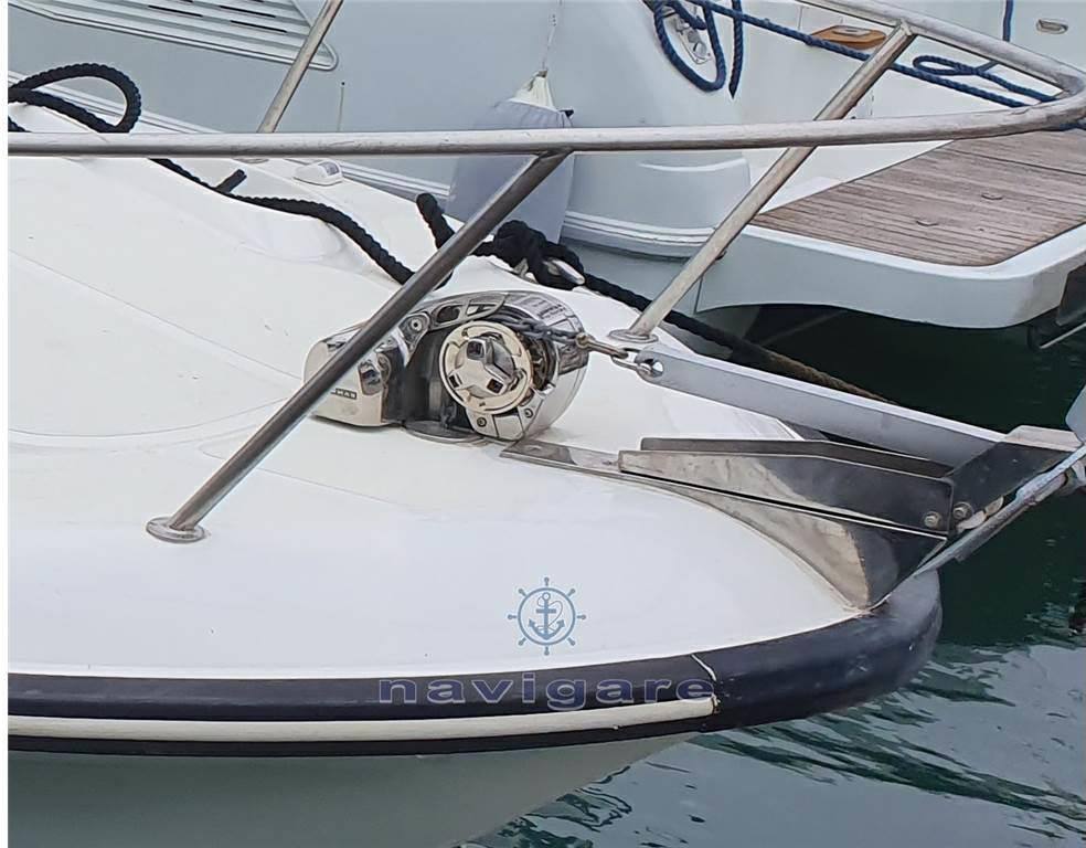 Royal Yacht Group Harpoon 255 walkaround Моторная лодка используется для продажи