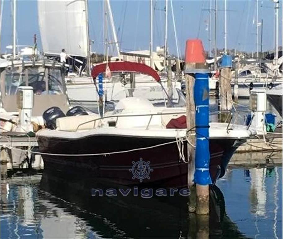 Kelt White shark 248 sundeck Motorboot gebraucht zum Verkauf