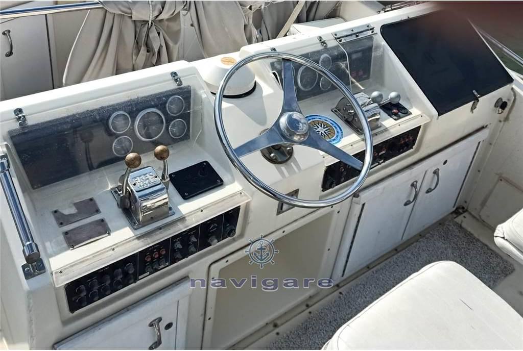Hatteras 32 Motorboot gebraucht zum Verkauf
