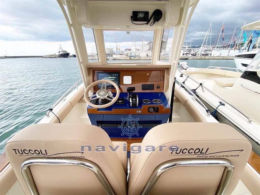 Tuccoli Marine T250 capraia calarossa Express Cruiser verwendet