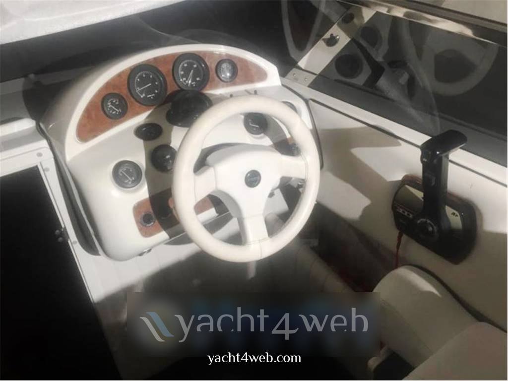 Mostes 24 venere Yacht à moteur occasion