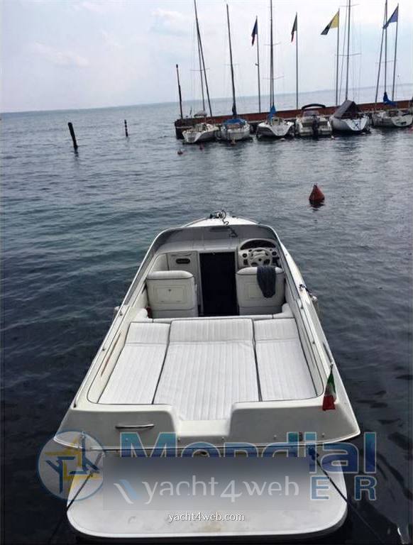 Mostes 24 venere Моторная лодка используется для продажи