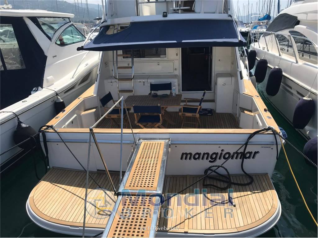 Riviera marine 48 Motor boat used for sale