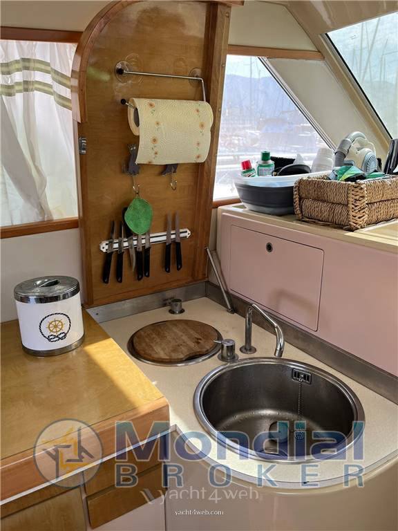 Ferretti 39 Моторная лодка используется для продажи