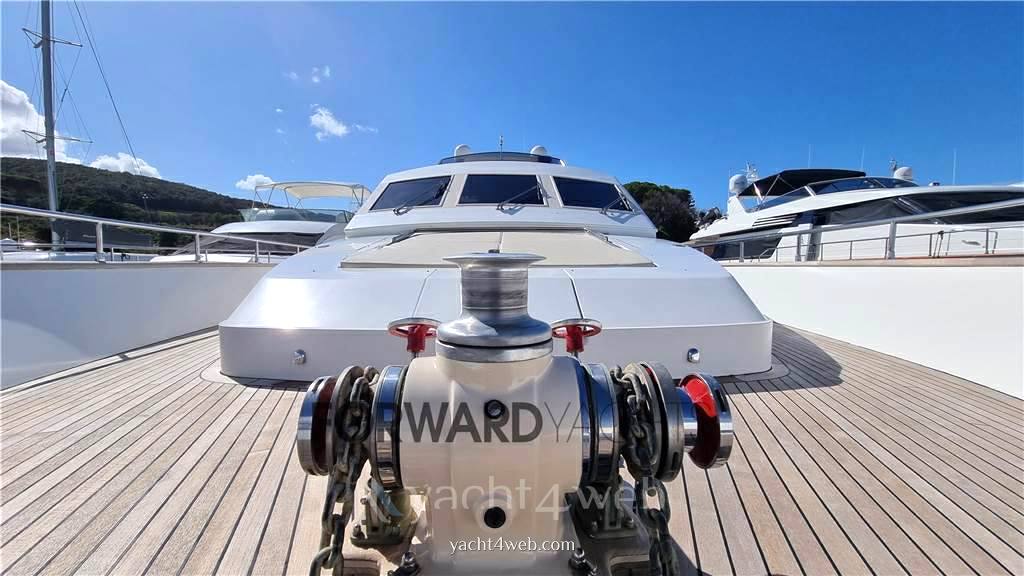 Falcon yachts Falcon 82s Моторная яхта используется