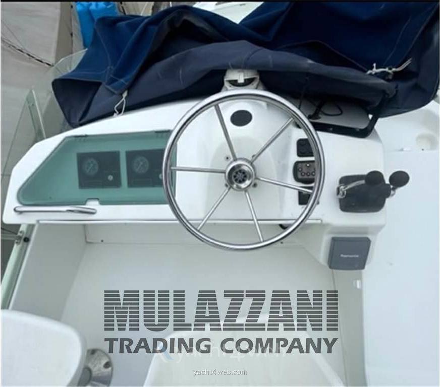 Beneteau Antares 10.80 barca a motore