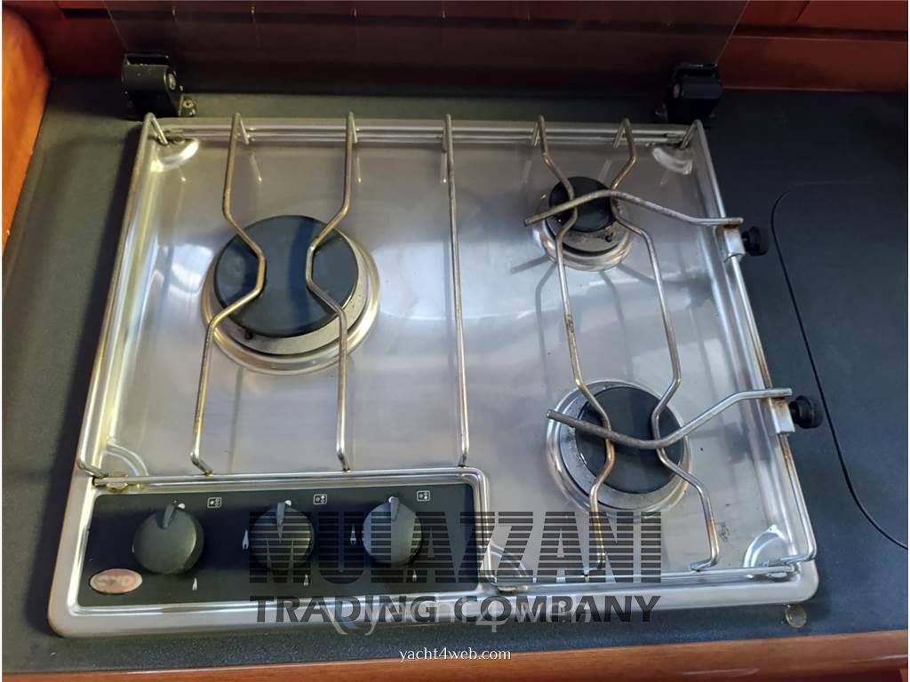 Beneteau Antares 13.80 Flybridge usato