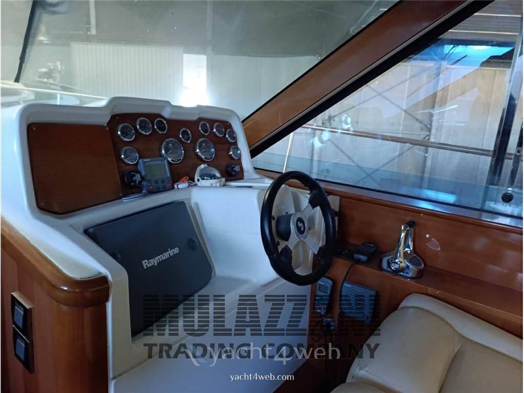 Beneteau Antares 13.80 Flybridge usato