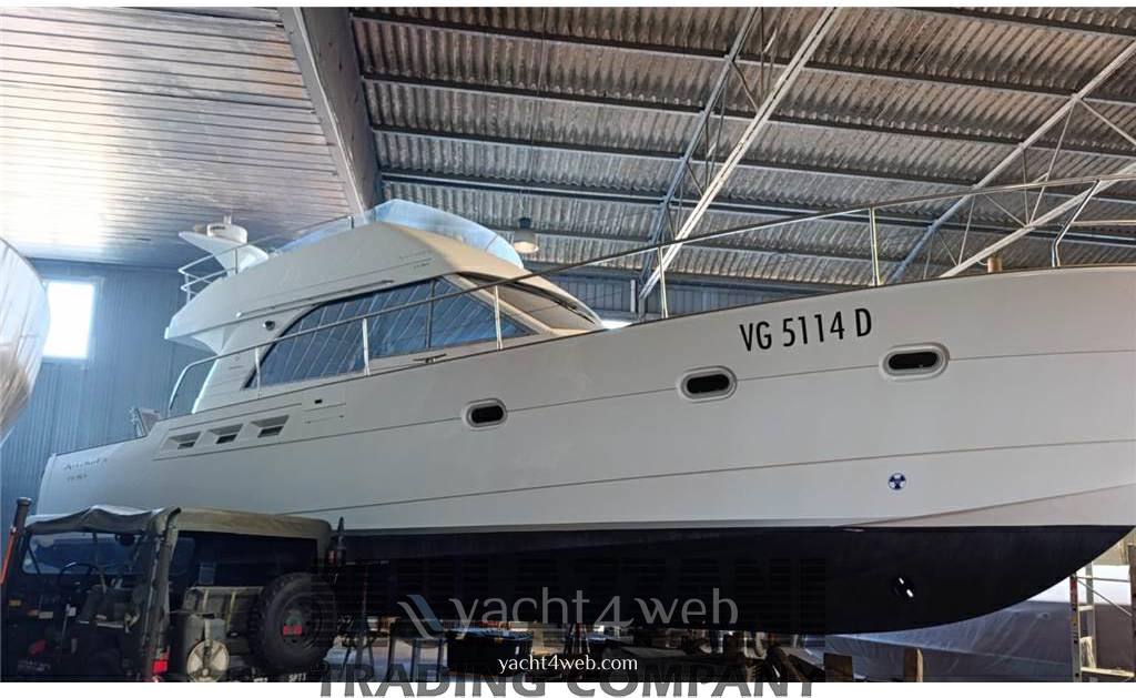 Beneteau Antares 13.80 Flybridge