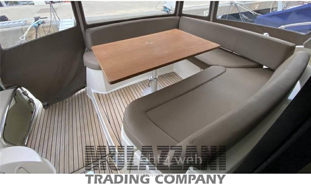 Jeanneau Prestige 390 s Жесткий верх используется