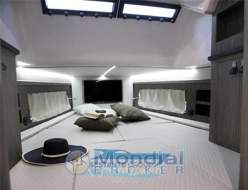 Ranieri international Cayman 45.0 cruiser usato