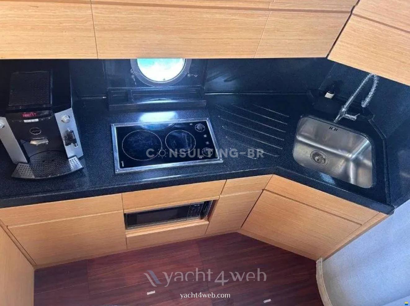 Azimut 43 fly