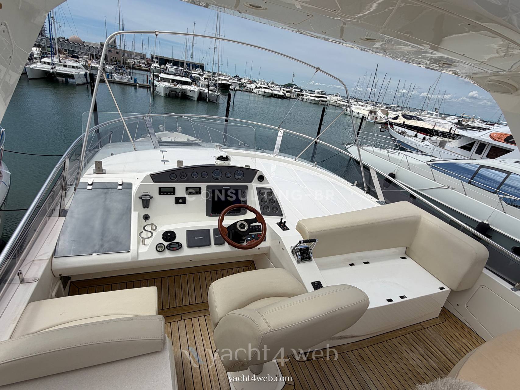 Sealine T60