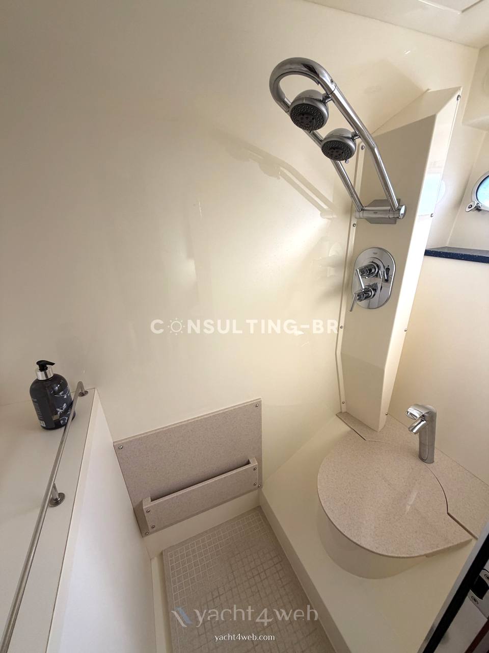 Sealine T60 Flybridge