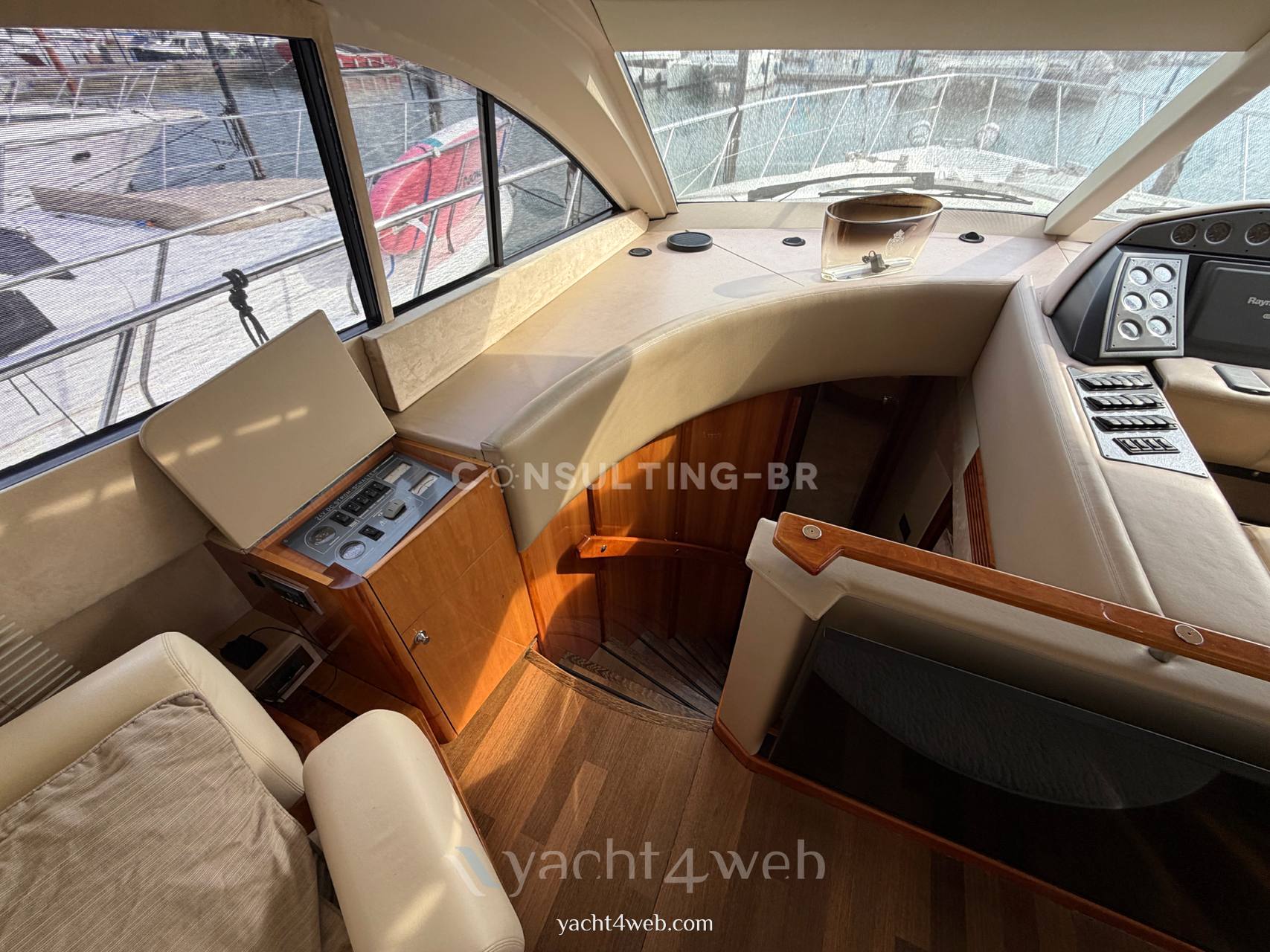 Sealine T60 Flybridge