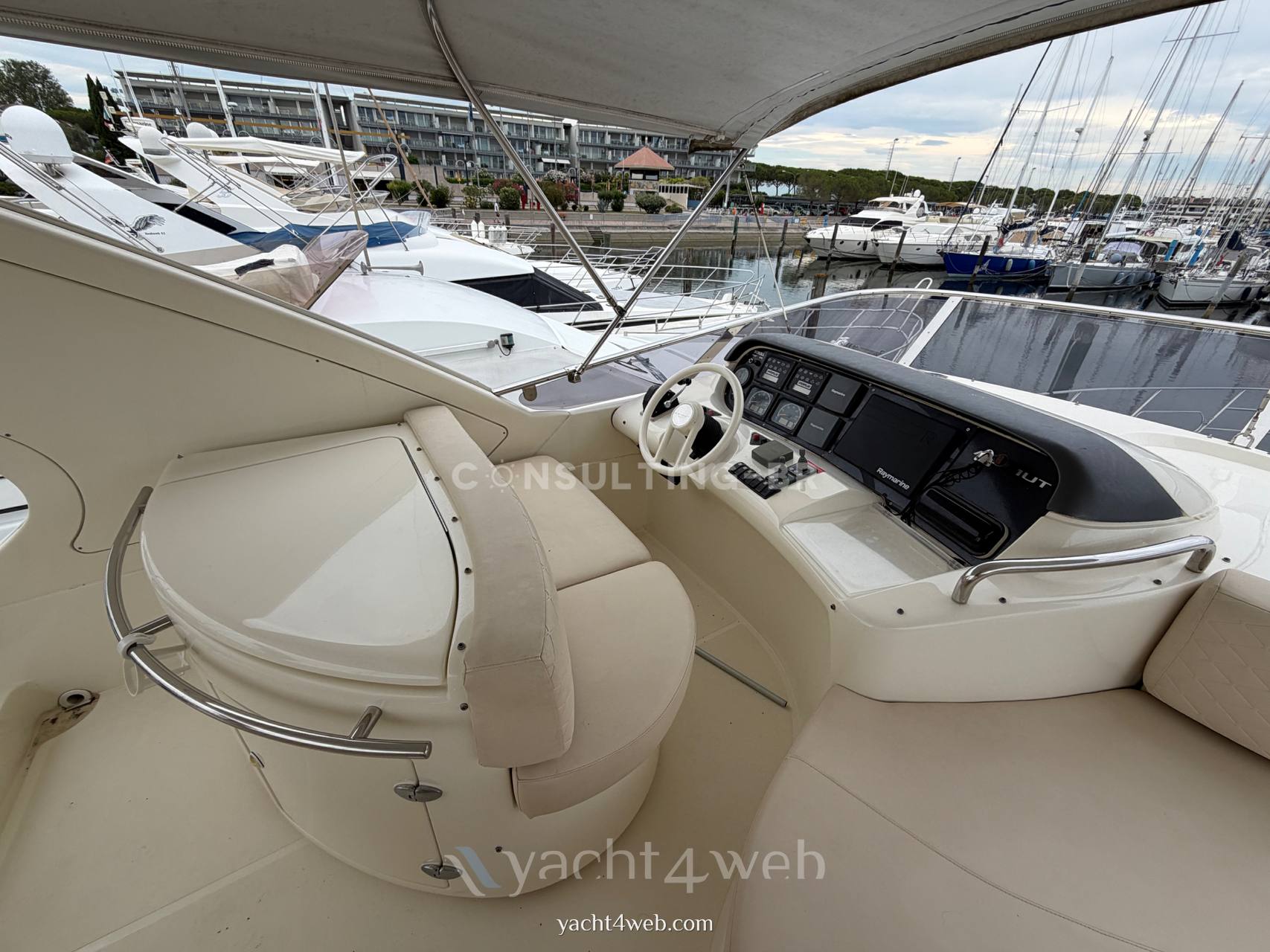 Azimut 55 fly 0