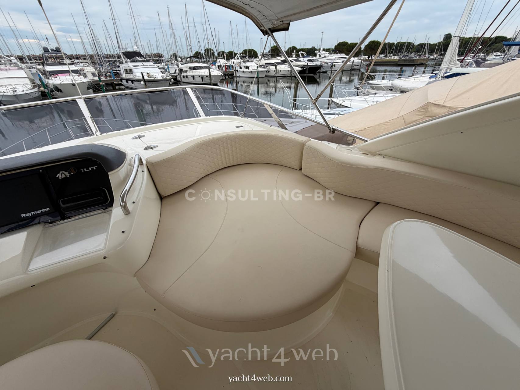 Azimut 55 fly