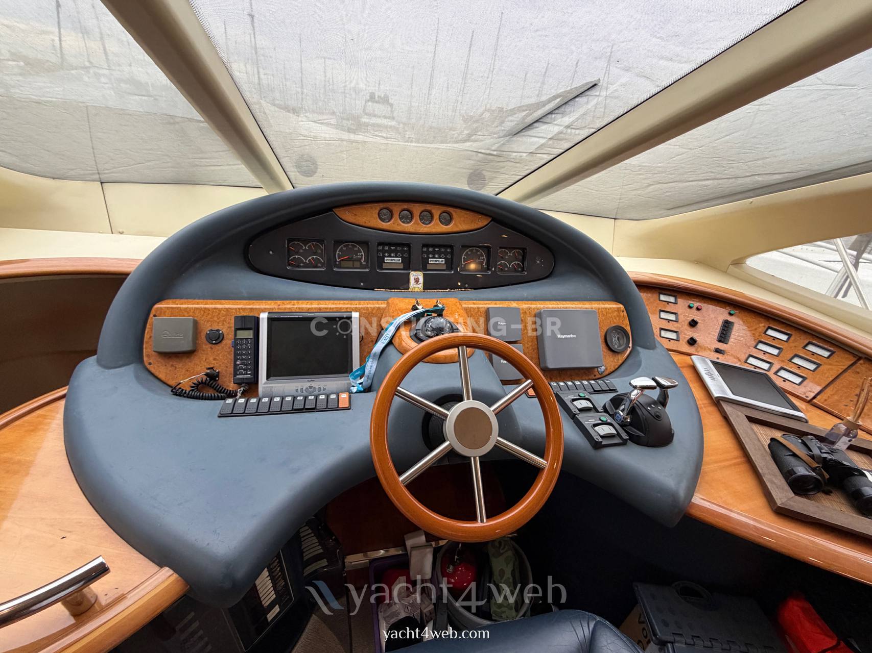 Azimut 55 fly