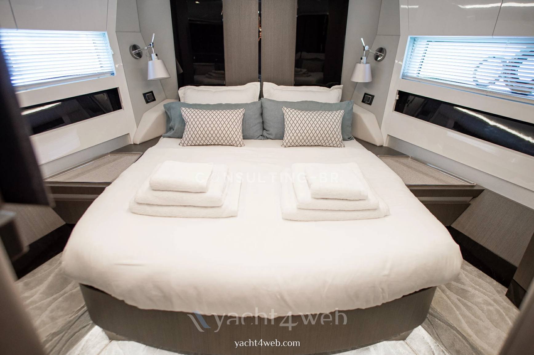 Azimut S7 机动船 用于销售