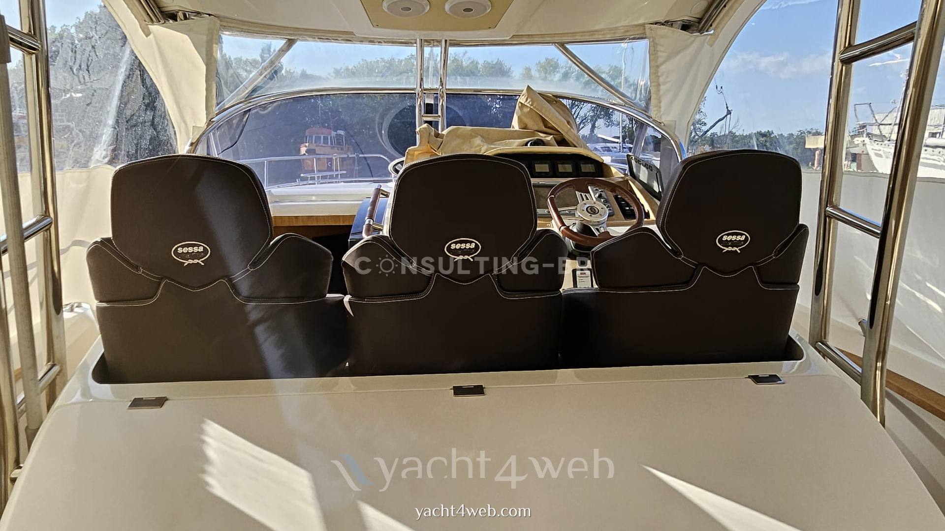 Sessa Key largo 36 tip top Flybridge occasion