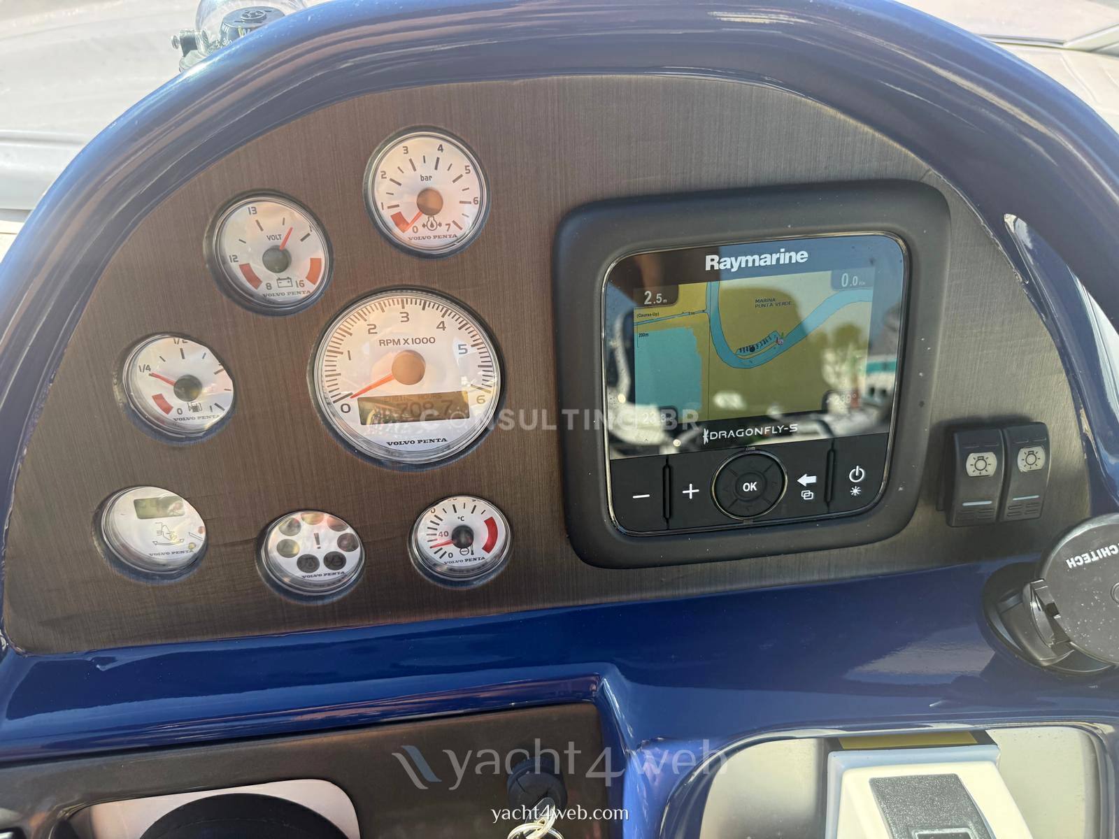 Cranchi Csl 27 Flybridge verwendet
