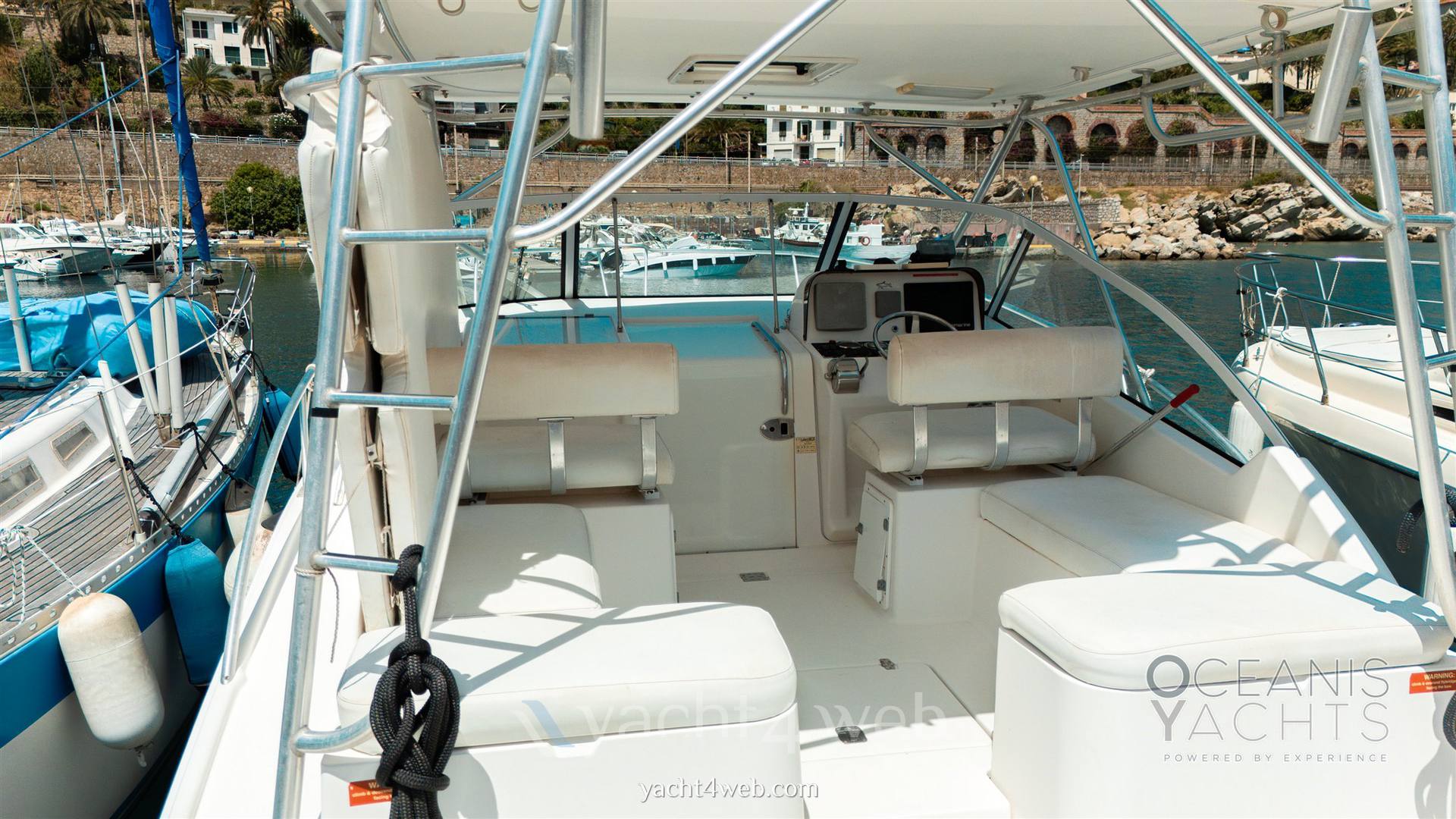 Luhrs 30 open Barca a motore usata in vendita